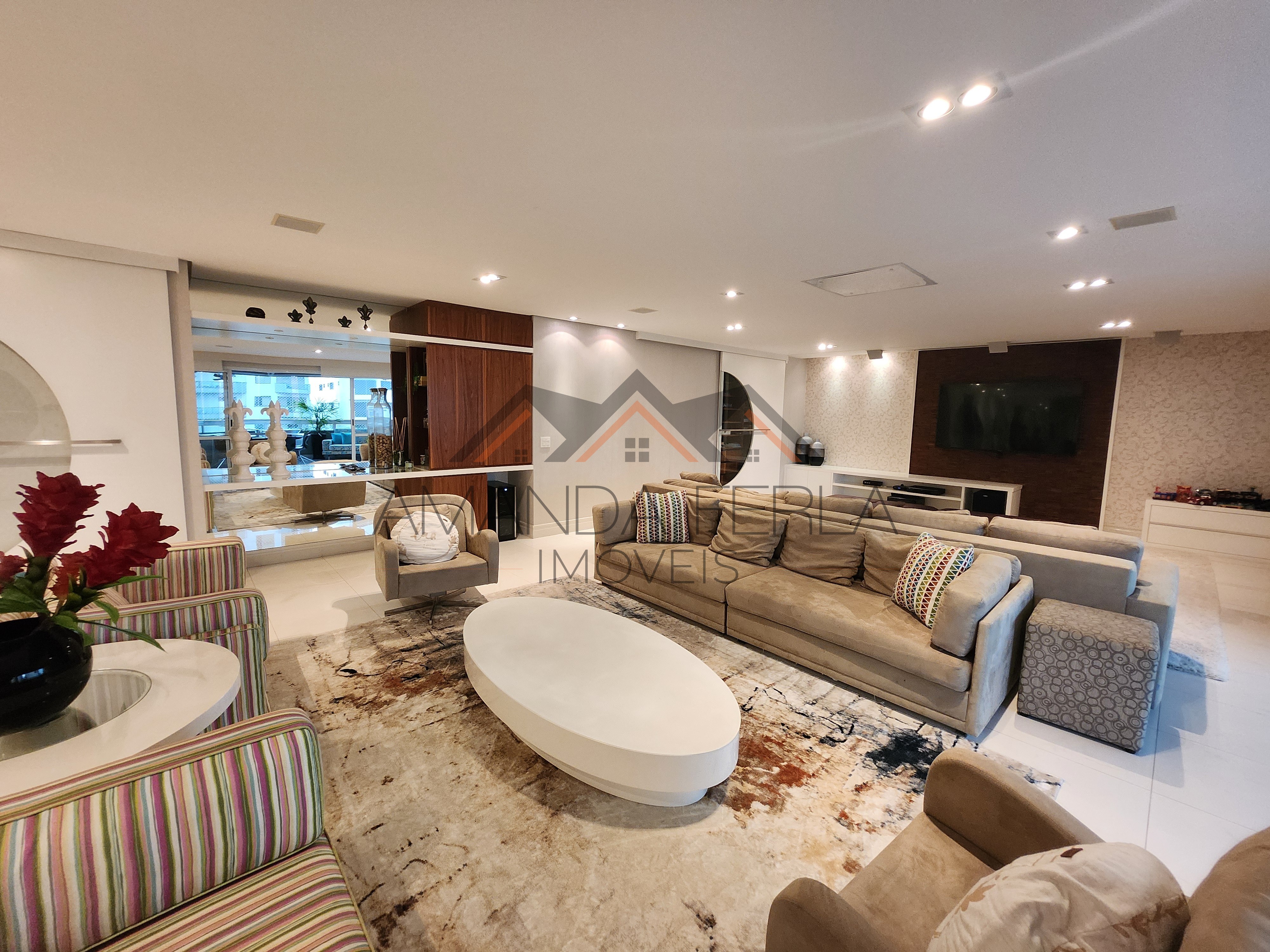 Apartamento impecável para venda no Edifício Volpi, São Caetano do Sul.