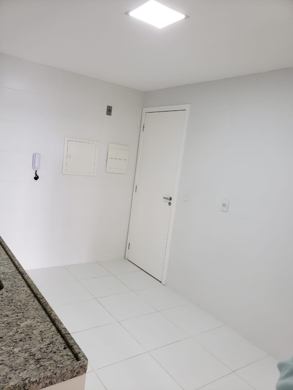 Apartamento à venda com 2 quartos, 95m² - Foto 14