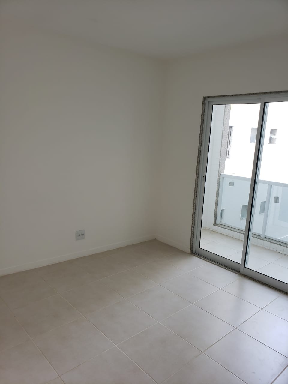 Apartamento à venda com 2 quartos, 95m² - Foto 4