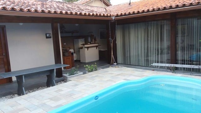 Casa à venda com 3 quartos - Foto 1