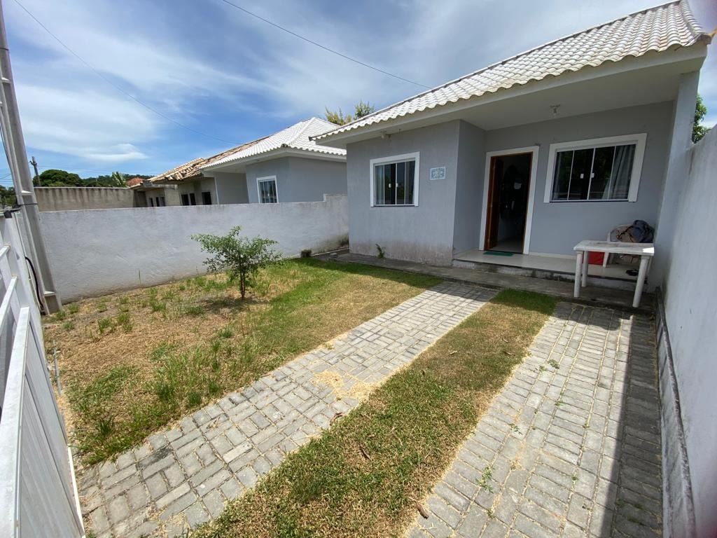 Casa à venda com 2 quartos, 100m² - Foto 1