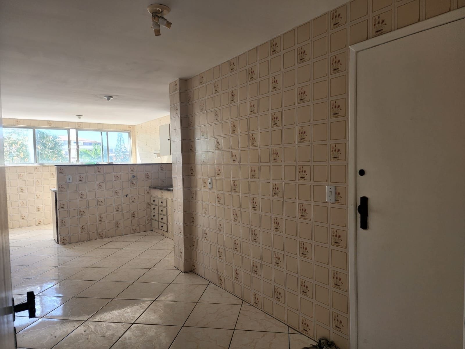 Apartamento à venda com 4 quartos, 10m² - Foto 13