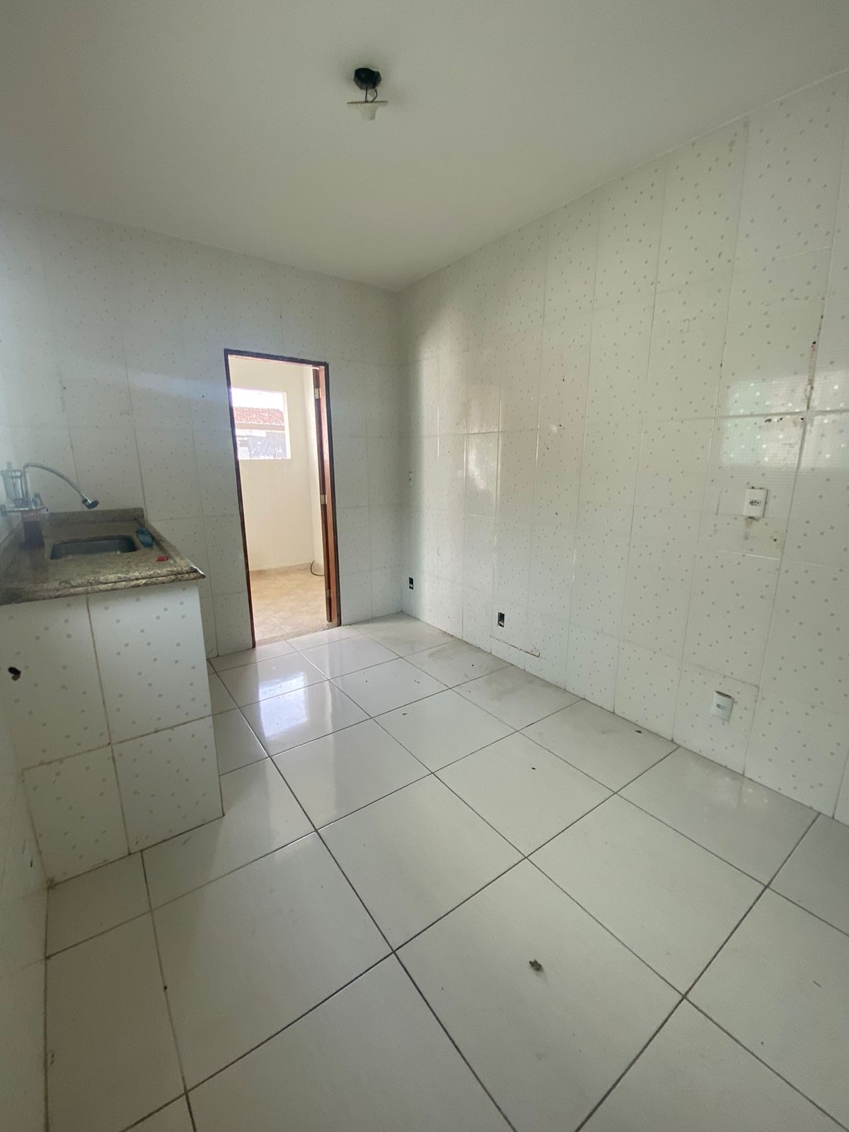 Apartamento à venda com 2 quartos, 10m² - Foto 3