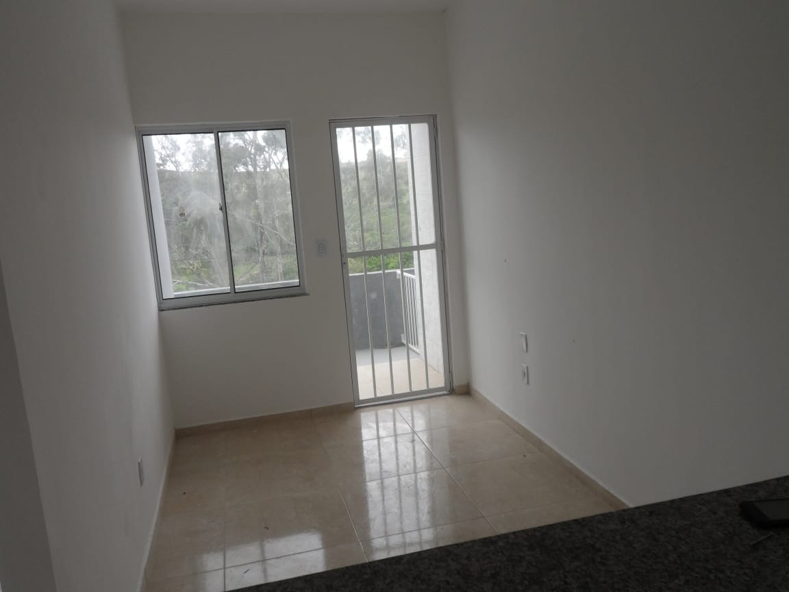 Apartamento à venda com 2 quartos, 10m² - Foto 2