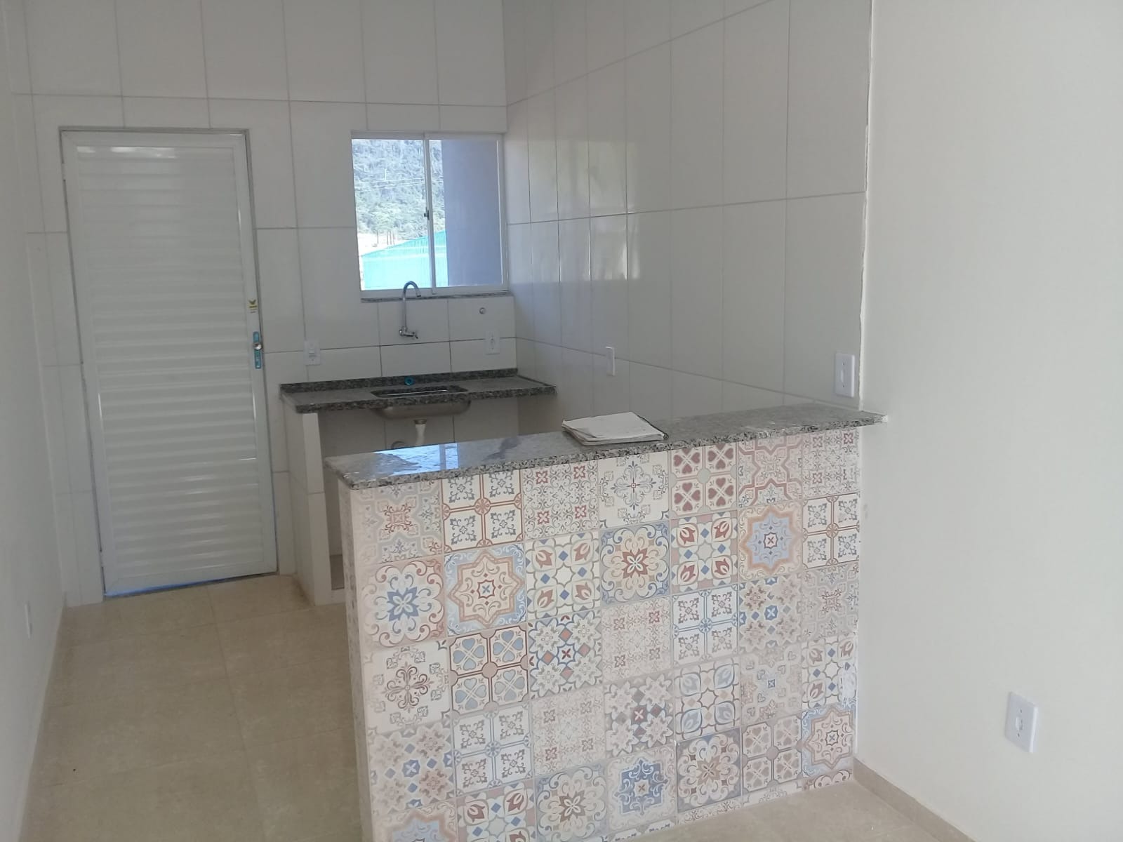 Apartamento à venda com 2 quartos, 10m² - Foto 5