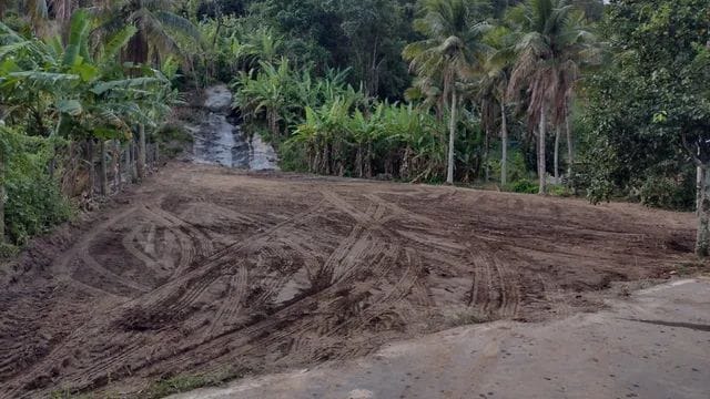 Terreno à venda, 1000m² - Foto 1