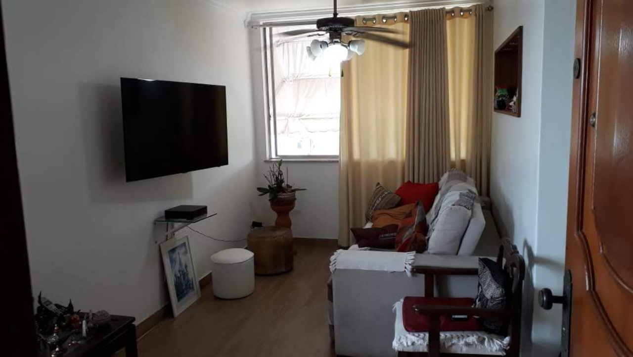 Apartamento à venda com 2 quartos, 10m² - Foto 2