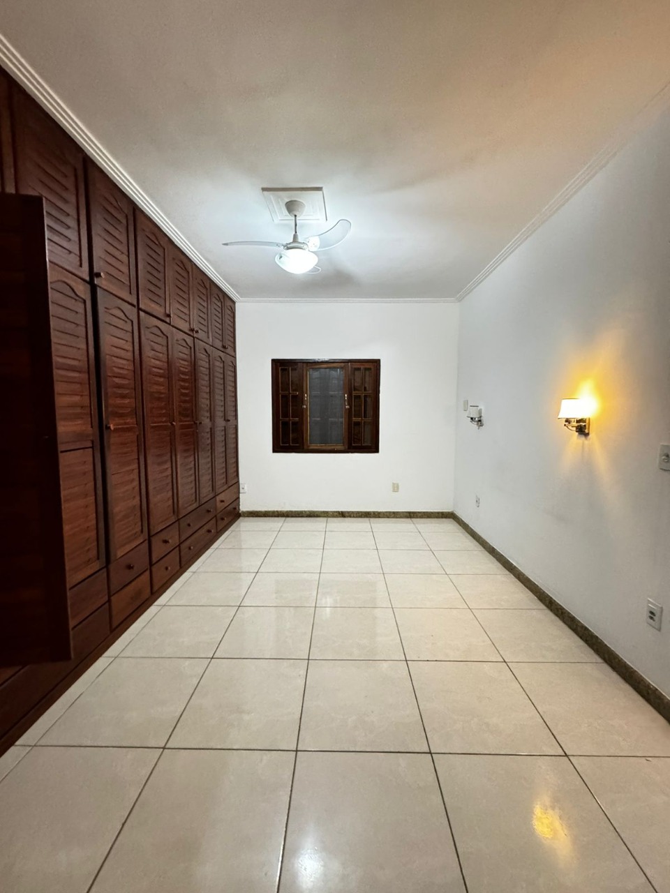 Casa para alugar com 4 quartos, 110m² - Foto 25