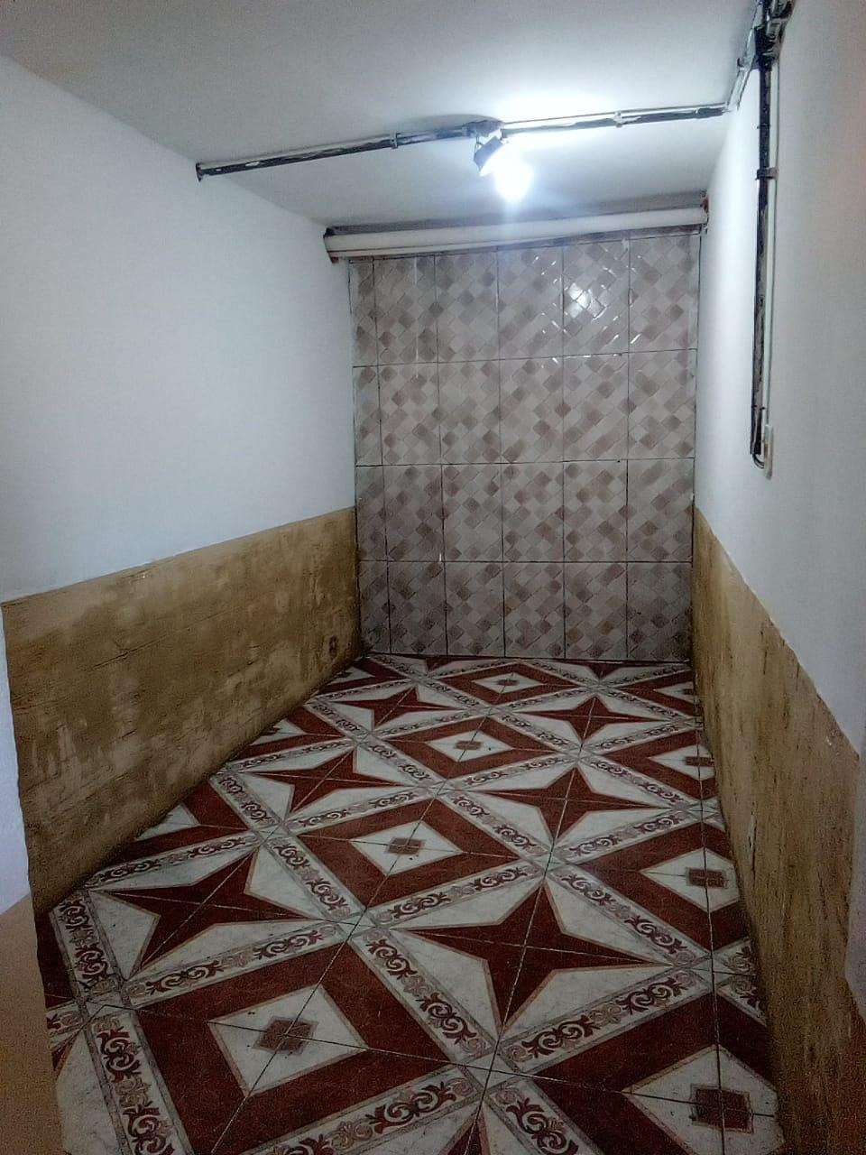 Casa para alugar com 1 quarto, 100m² - Foto 2