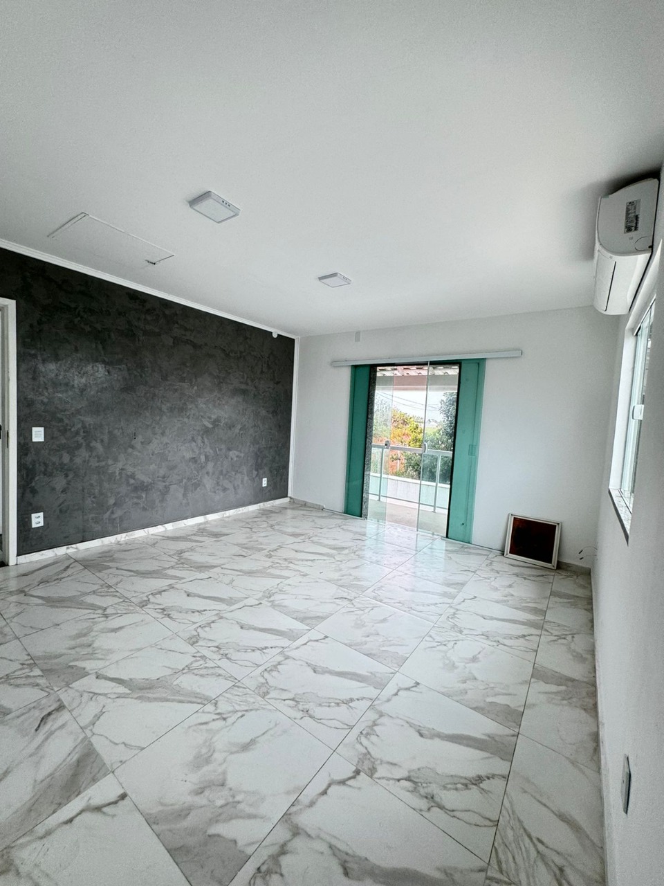 Casa para alugar com 2 quartos, 110m² - Foto 19