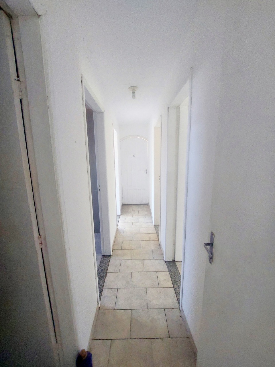 Apartamento para alugar com 2 quartos, 70m² - Foto 4