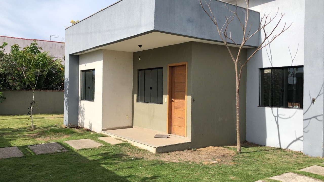 Casa à venda com 3 quartos, 110m² - Foto 1