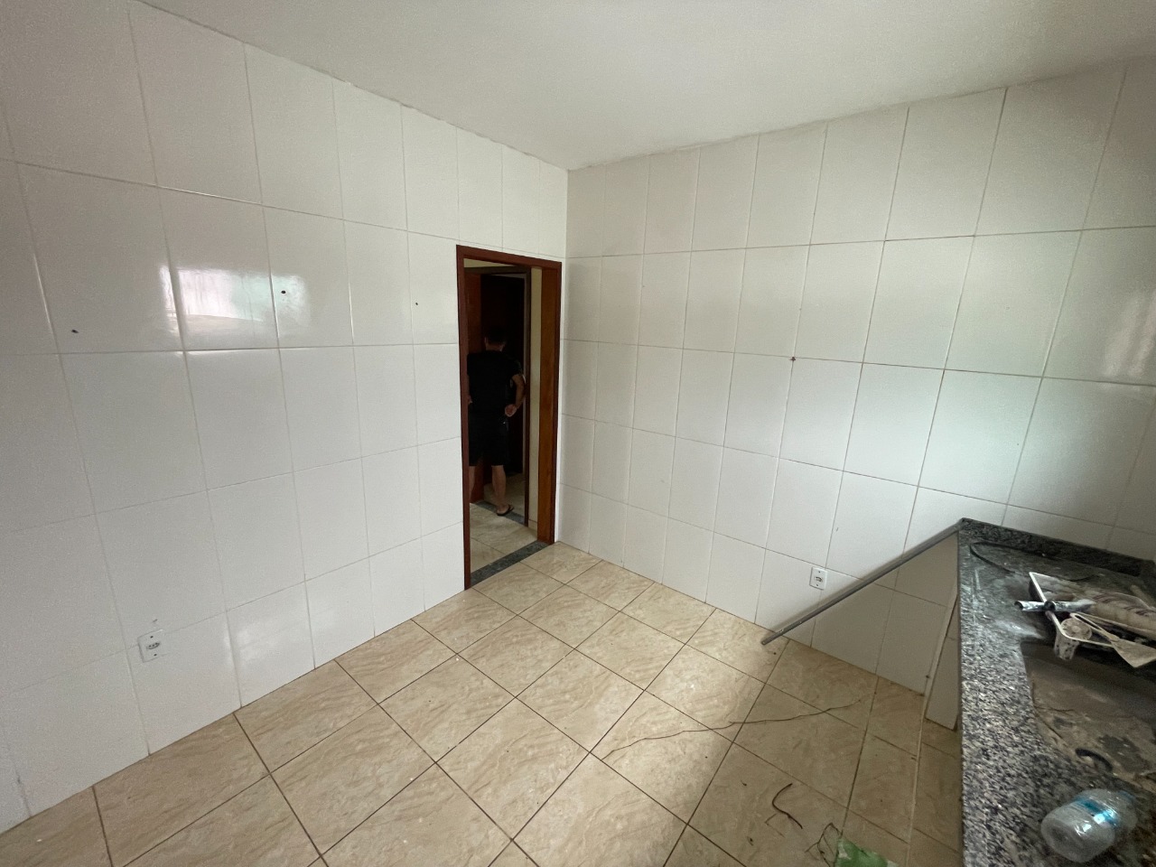 Apartamento para alugar com 2 quartos, 80m² - Foto 3