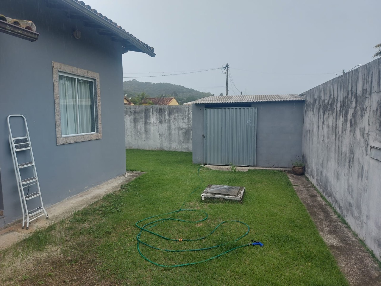 Casa à venda com 2 quartos, 450m² - Foto 2