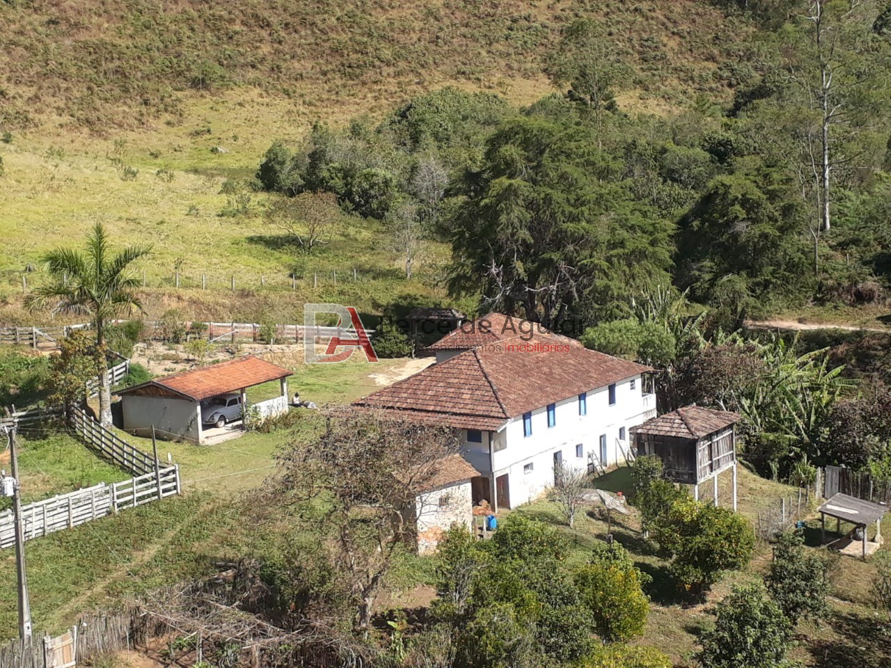 Fazenda, 4 quartos - Foto 1