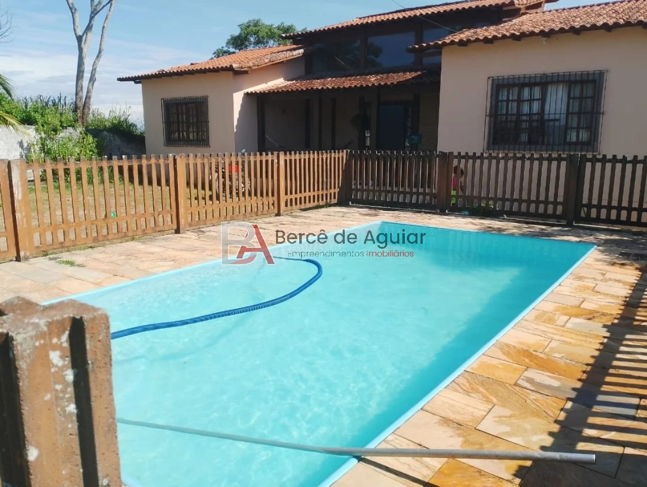 Casa, 3 quartos - Foto 1