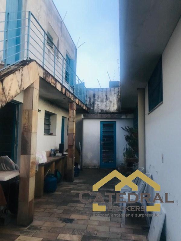 Casa Comercial à venda e aluguel com 3 quartos, 248m² - Foto 6