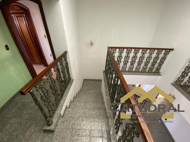 Sobrado à venda com 4 quartos, 350m² - Foto 10