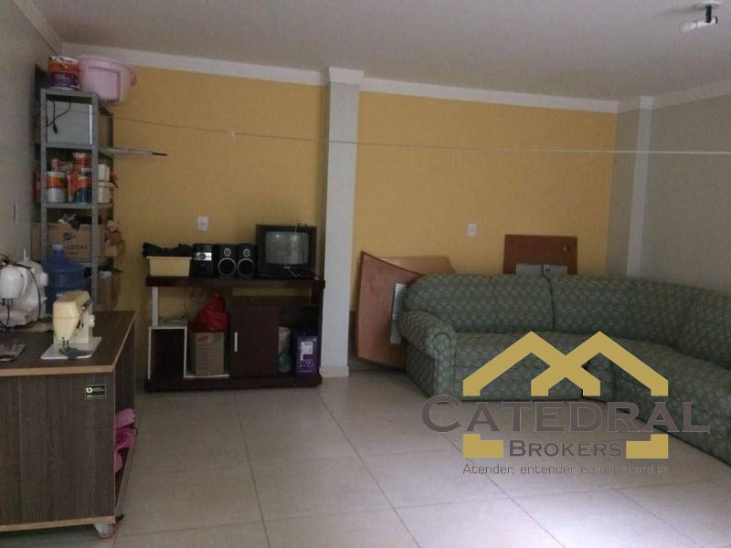 Sobrado à venda com 3 quartos, 240m² - Foto 6