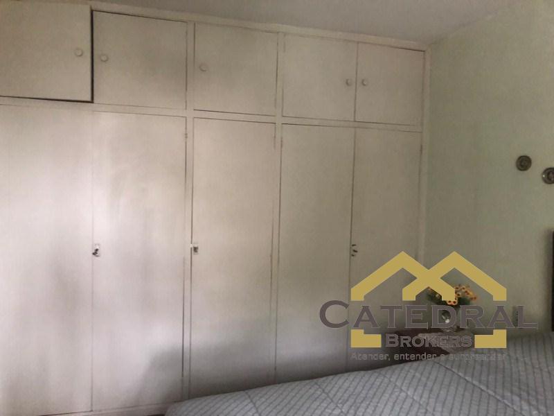 Sobrado à venda com 3 quartos, 256m² - Foto 4