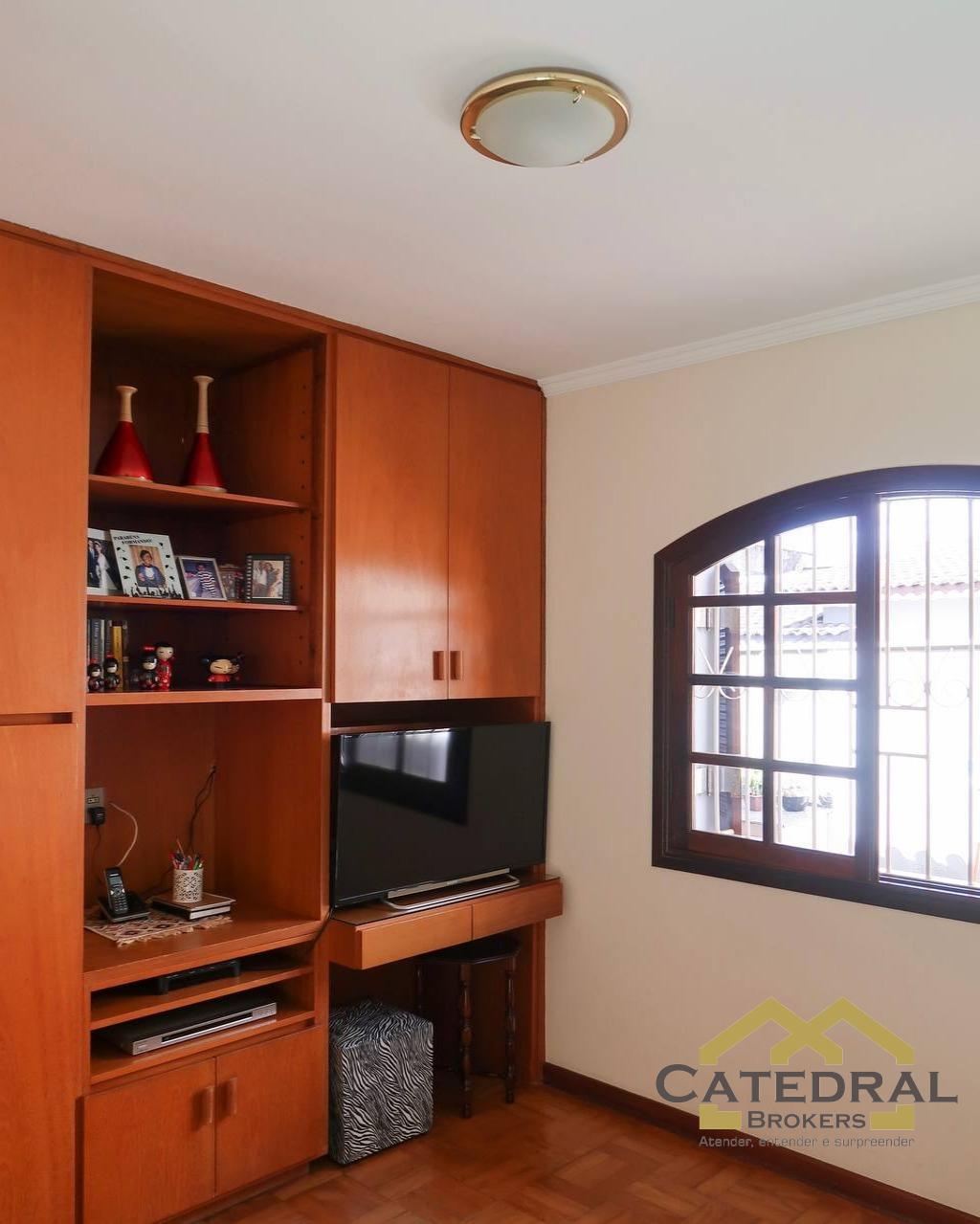 Casa à venda com 4 quartos, 232m² - Foto 16