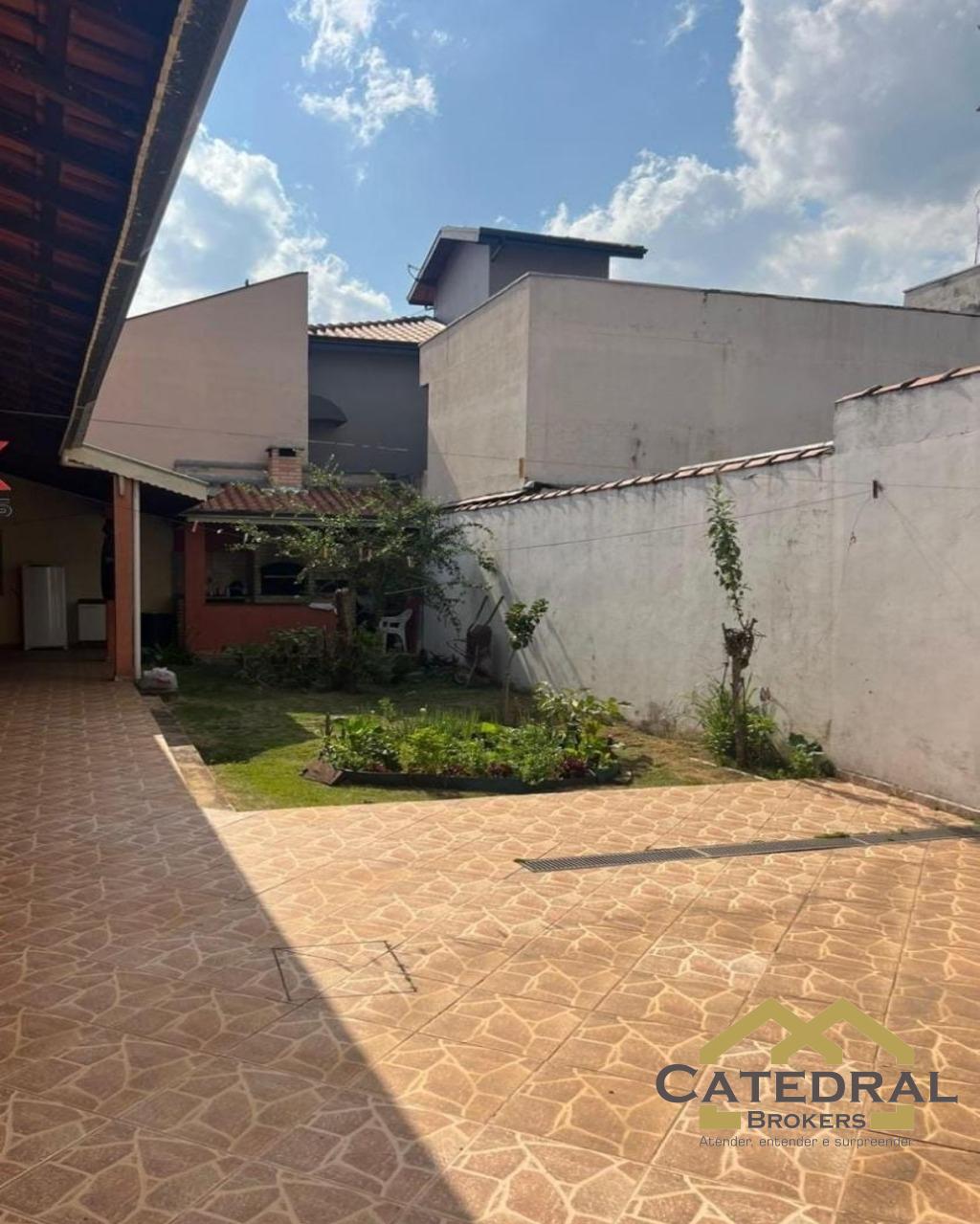 Casa à venda com 4 quartos, 189m² - Foto 17