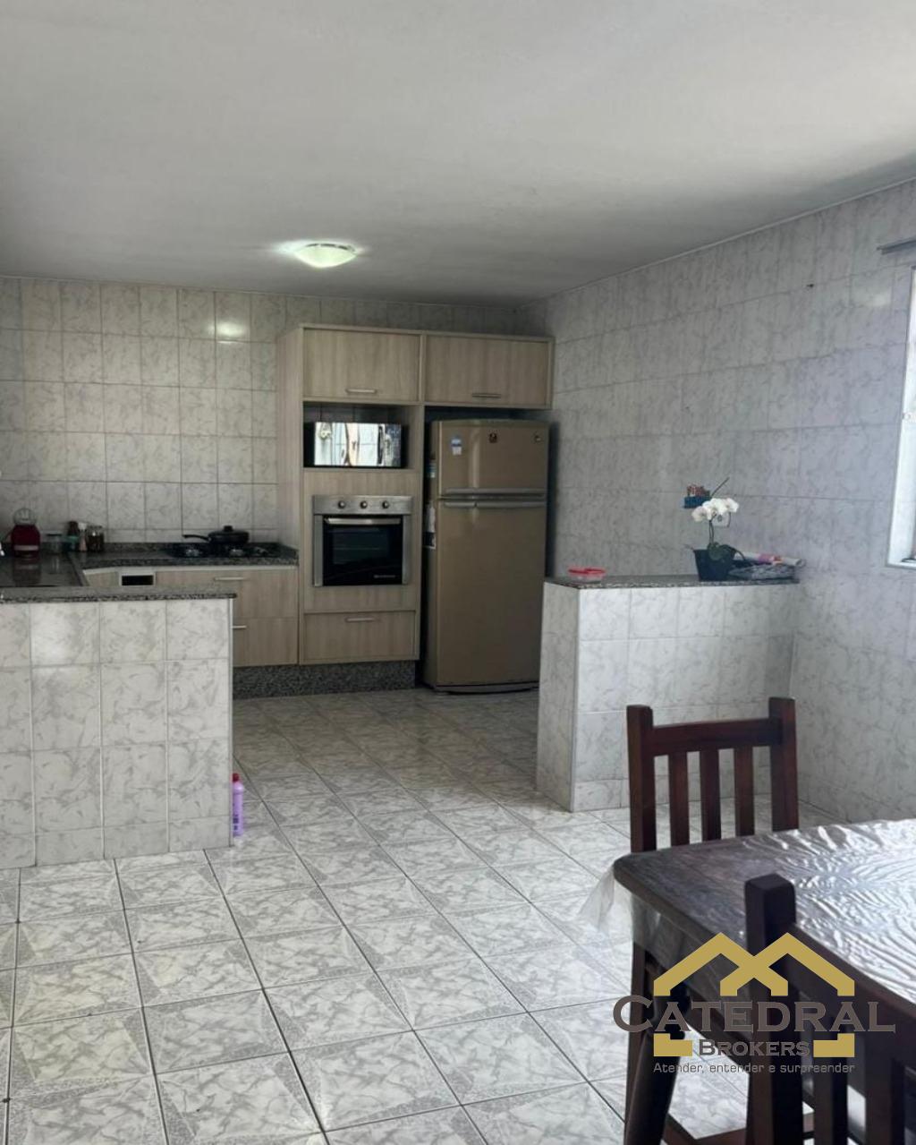 Casa à venda com 4 quartos, 189m² - Foto 4