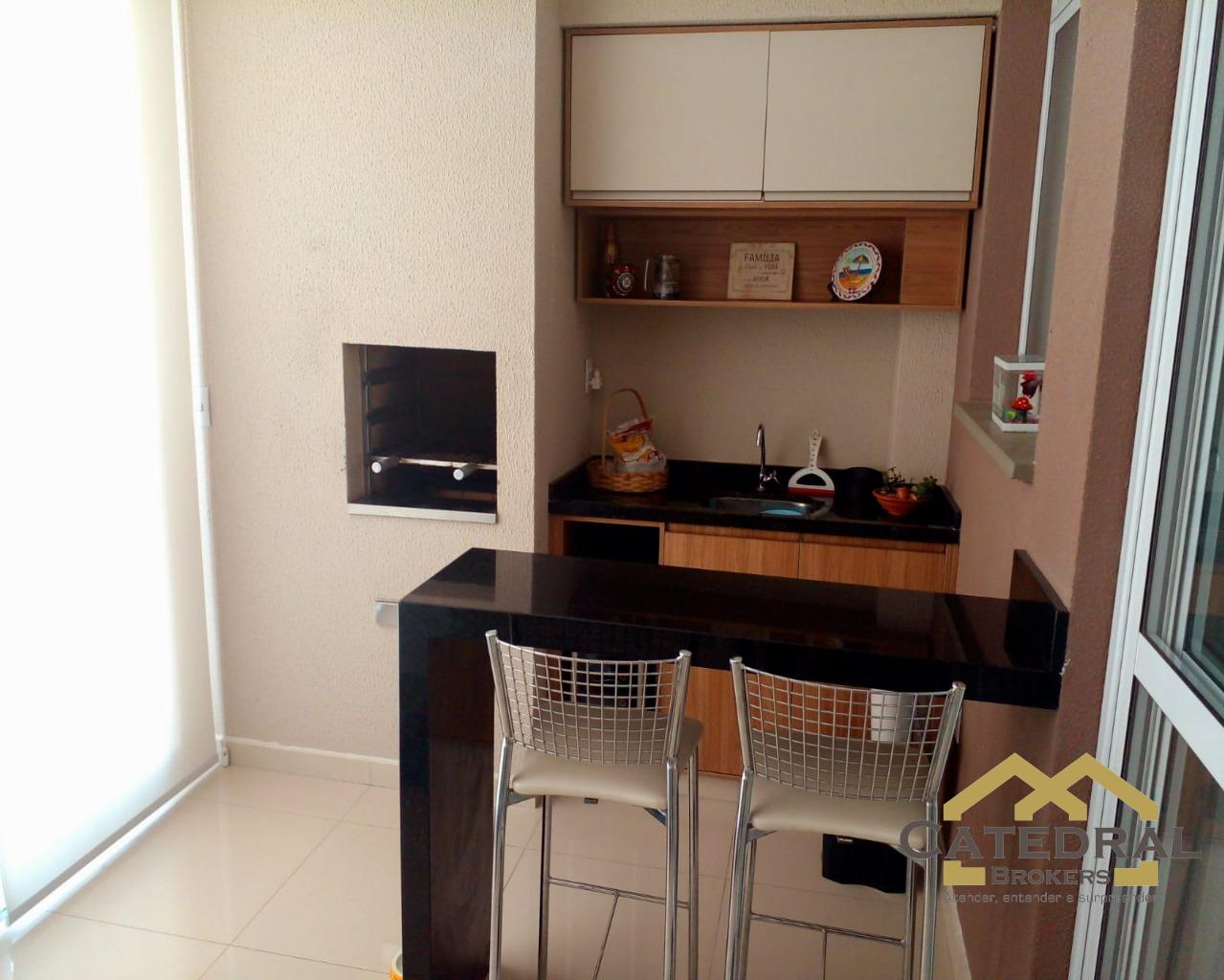 Apartamento à venda com 3 quartos, 98m² - Foto 3