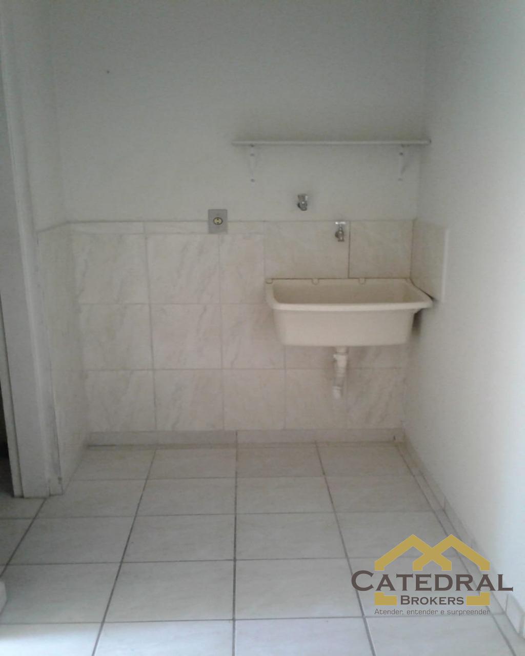 Casa à venda com 2 quartos, 286m² - Foto 11