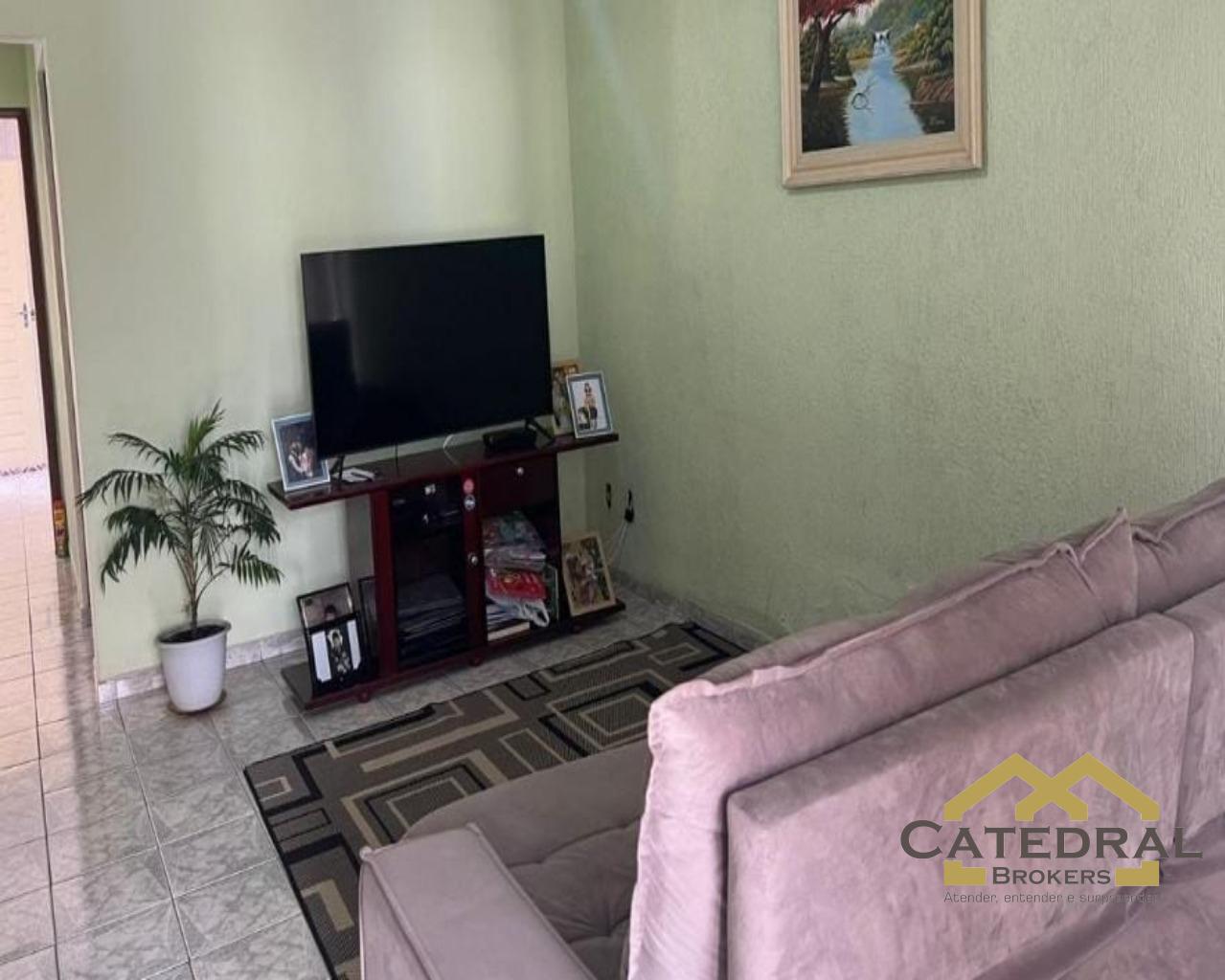 Casa à venda com 4 quartos, 189m² - Foto 1