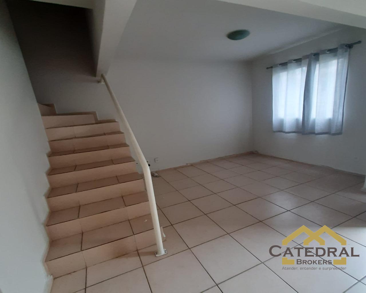 Casa à venda com 3 quartos, 92m² - Foto 4