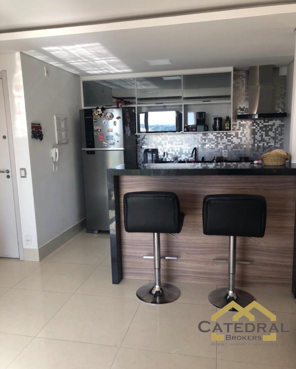 Apartamento à venda com 2 quartos, 72m² - Foto 7