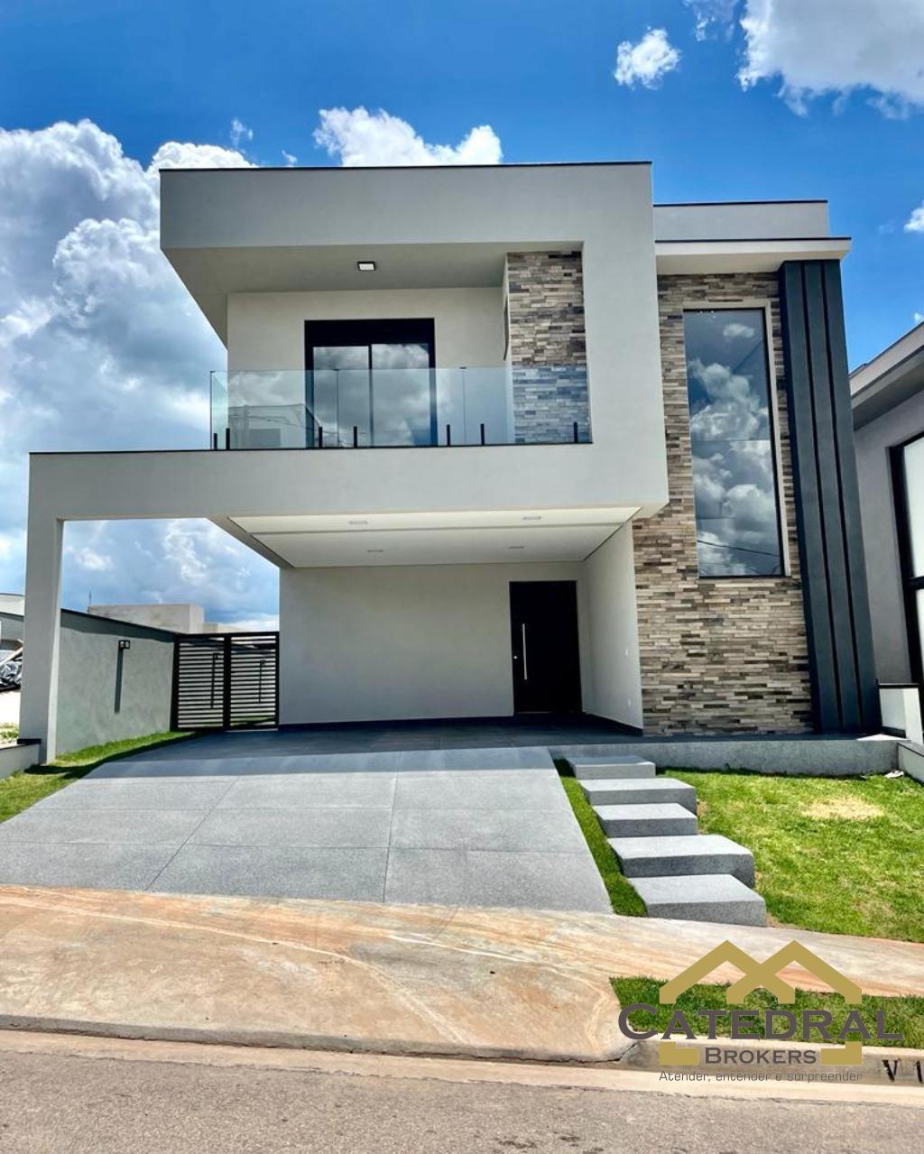 Sobrado à venda com 3 quartos, 250m² - Foto 1