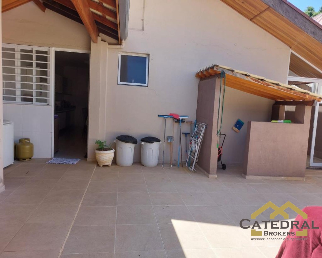 Casa à venda com 2 quartos, 210m² - Foto 24