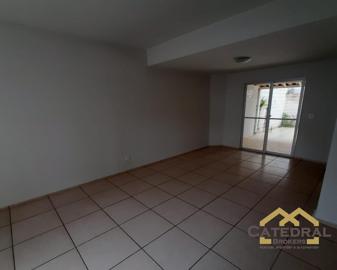 Casa à venda com 3 quartos, 92m² - Foto 5