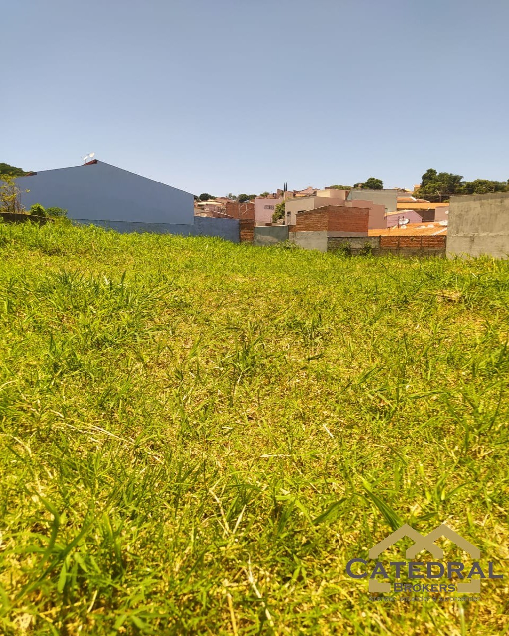 Terreno à venda, 360m² - Foto 1