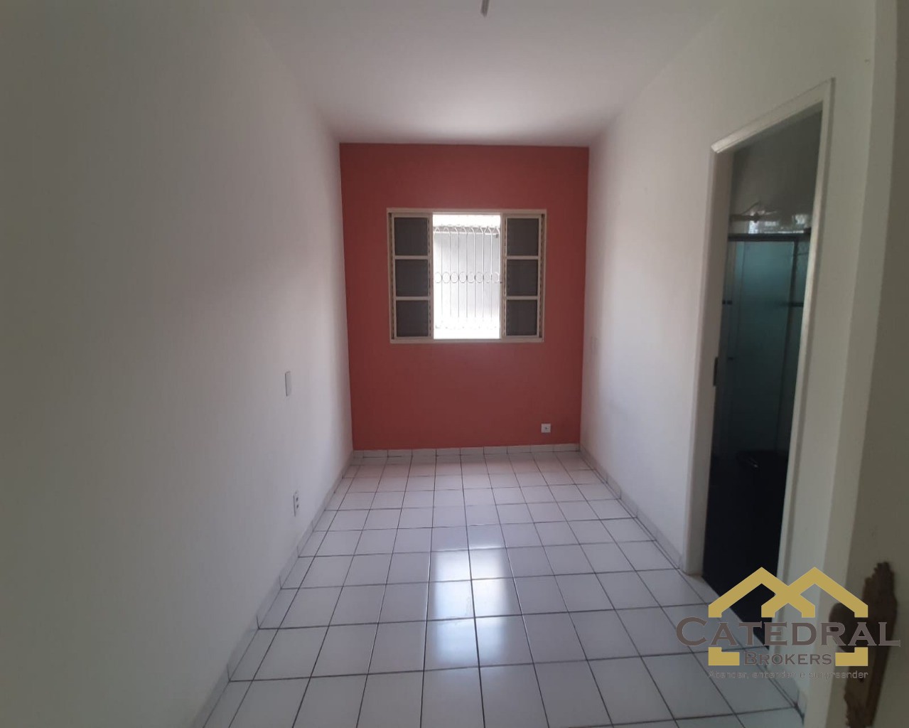 Casa à venda com 3 quartos, 341m² - Foto 8