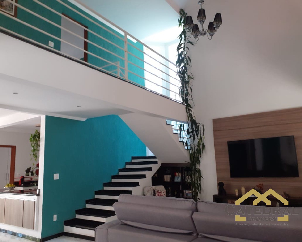 Casa de Condomínio à venda com 3 quartos, 300m² - Foto 1