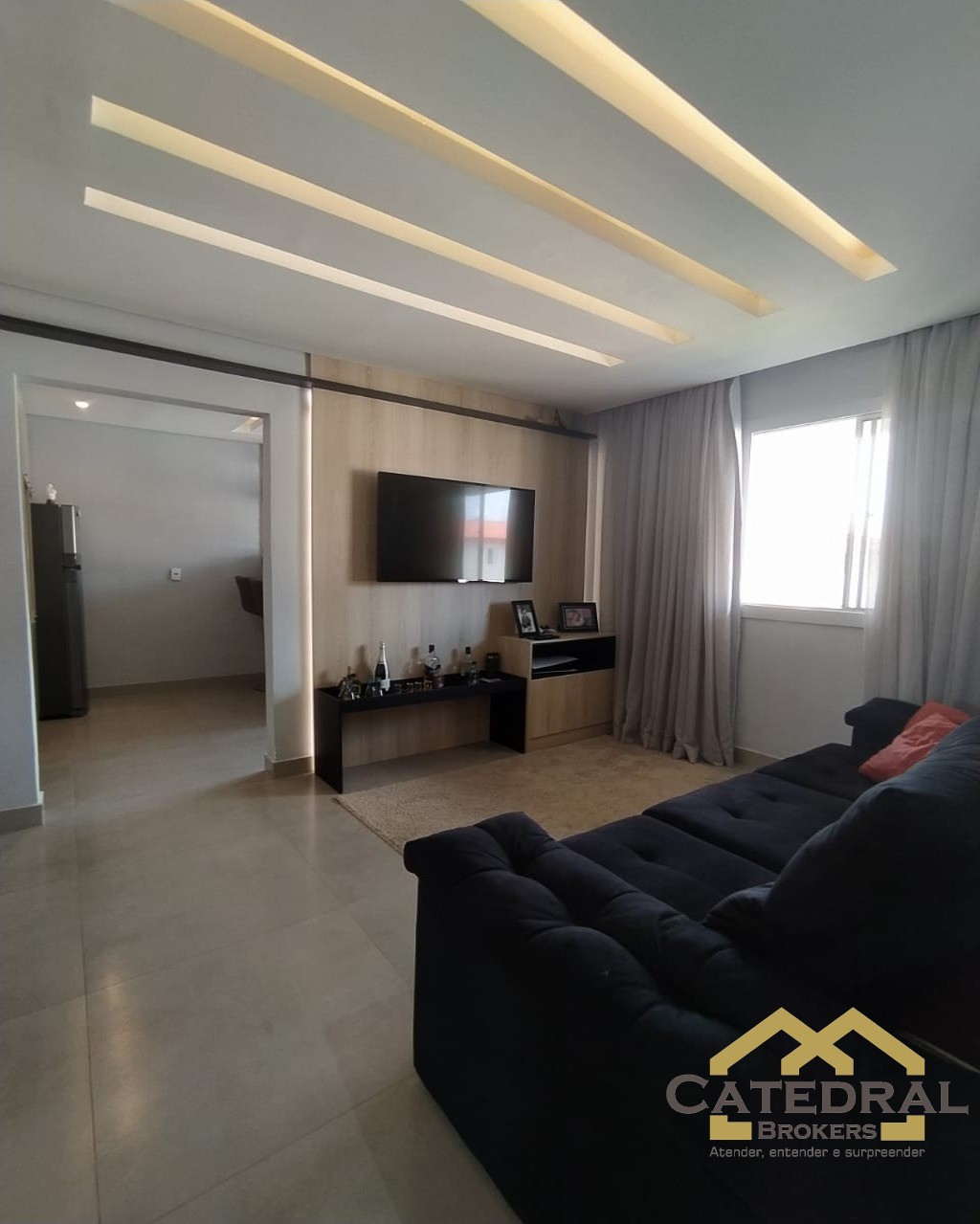 Apartamento à venda com 2 quartos, 54m² - Foto 2