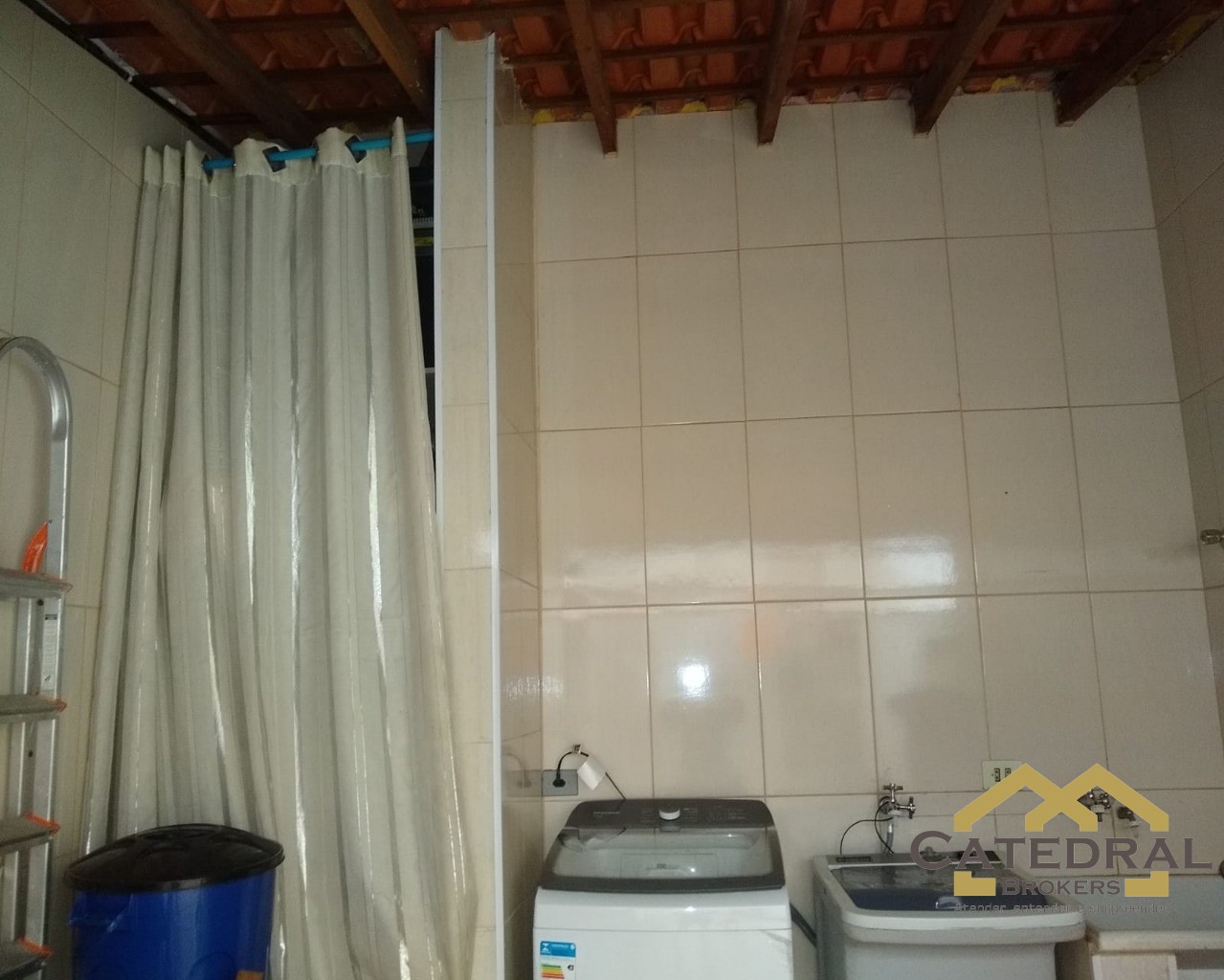 Casa à venda com 2 quartos, 126m² - Foto 13