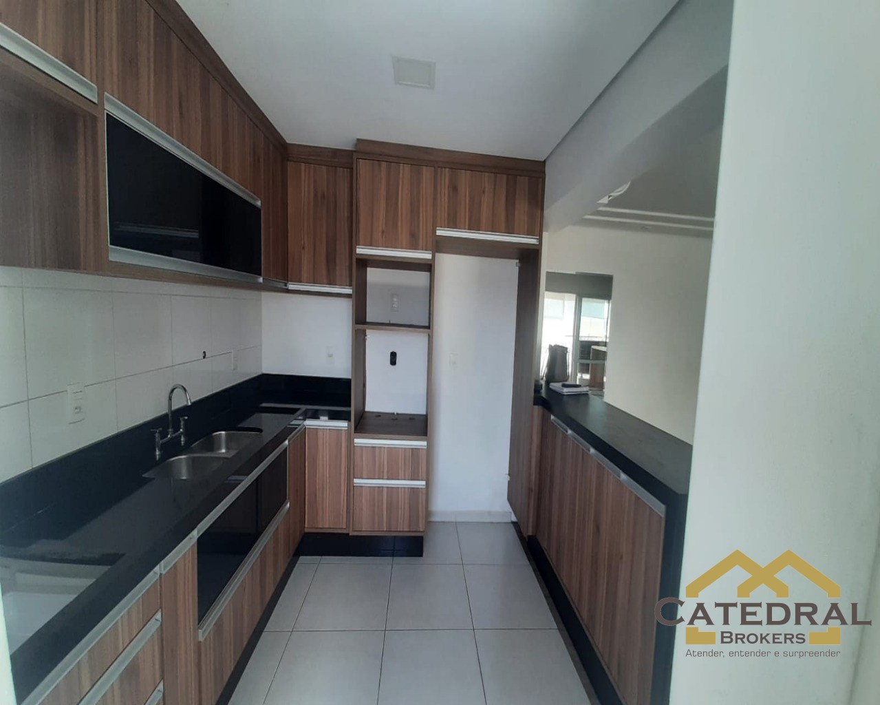 Apartamento à venda com 3 quartos, 101m² - Foto 7