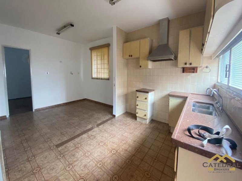 Casa à venda com 3 quartos, 500m² - Foto 4