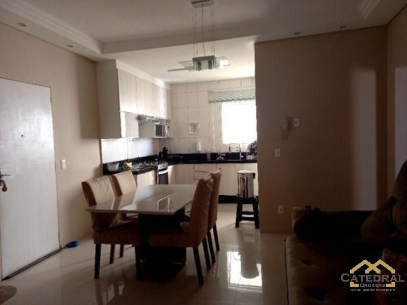 Apartamento à venda com 2 quartos, 78m² - Foto 3