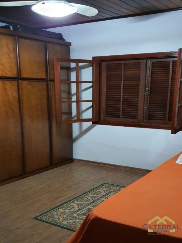 Casa à venda com 2 quartos, 250m² - Foto 14