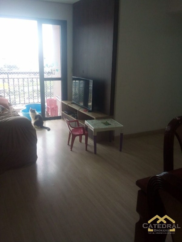 Apartamento à venda com 3 quartos, 77m² - Foto 3