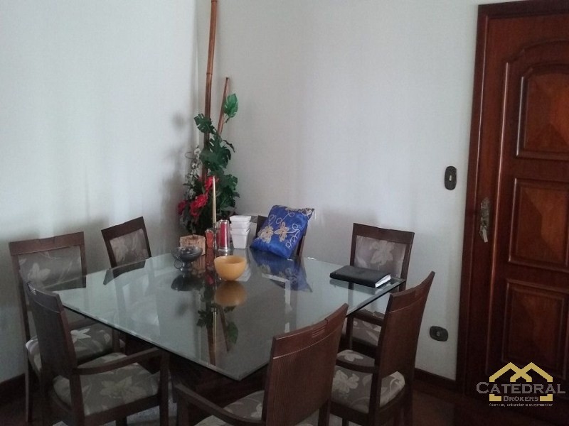 Apartamento à venda com 3 quartos, 135m² - Foto 8