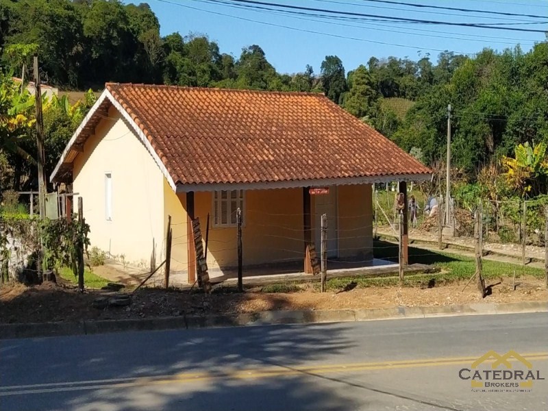 Chácara à venda com 3 quartos, 1128m² - Foto 1