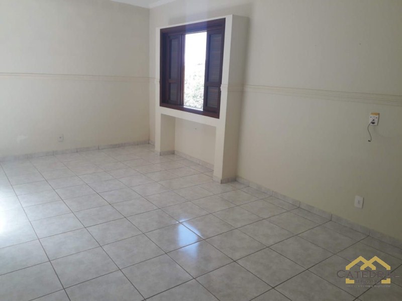 Casa à venda com 3 quartos, 1000m² - Foto 25