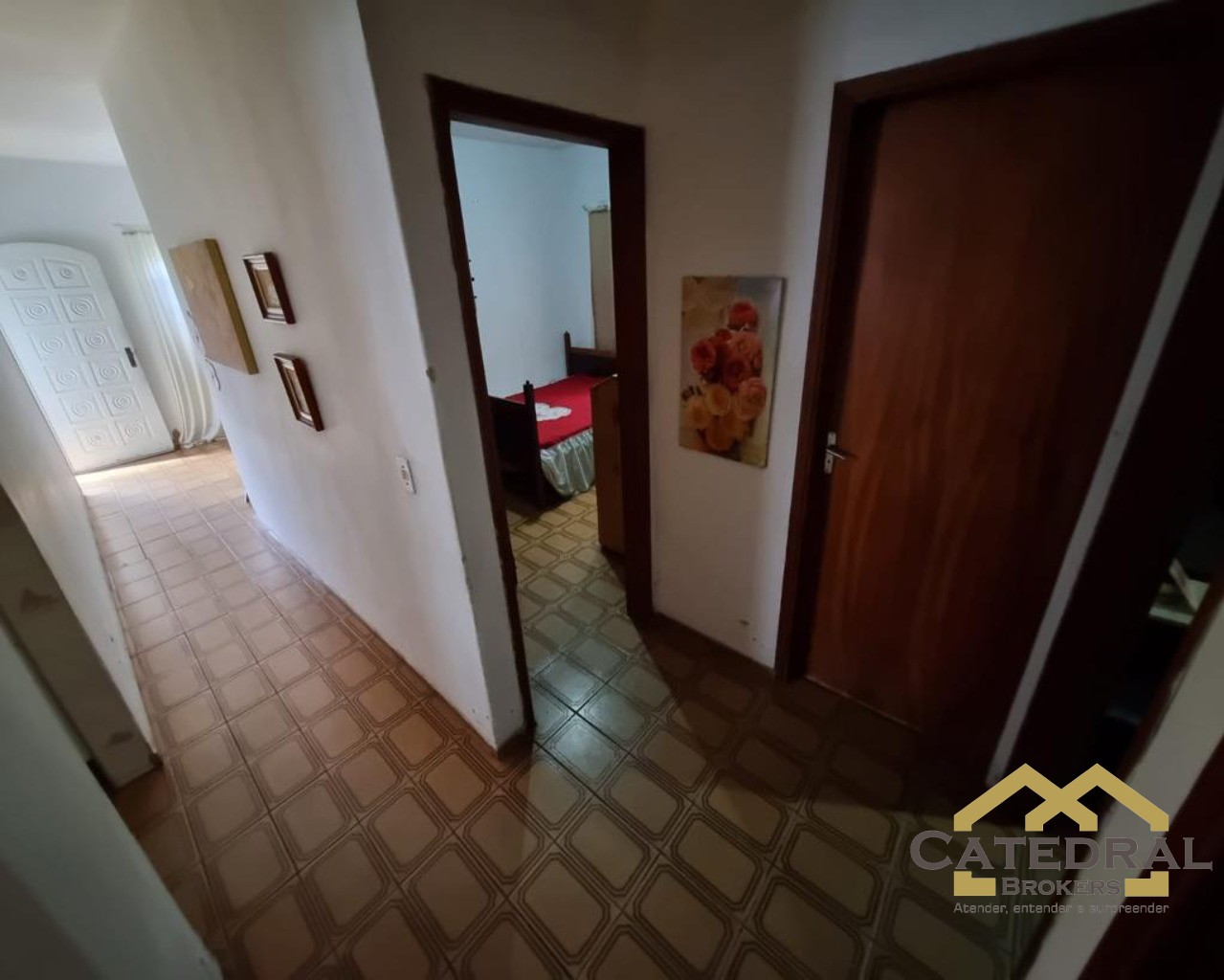 Casa à venda com 6 quartos, 213m² - Foto 22