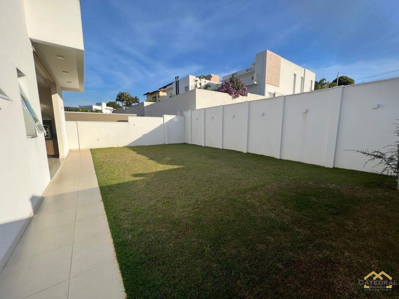 Casa de Condomínio à venda com 3 quartos, 260m² - Foto 17